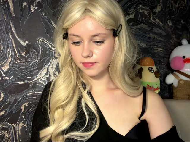 BundtAmely live cam on BongaCams