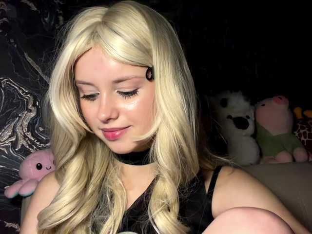 BundtAmely live cam on BongaCams