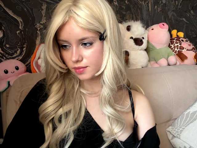BundtAmely live cam on BongaCams