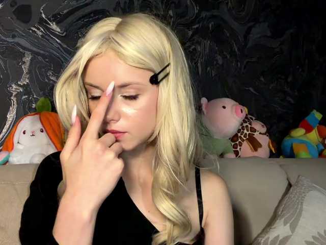 BundtAmely live cam on BongaCams