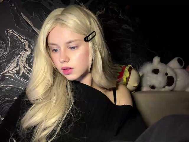 BundtAmely live cam on BongaCams