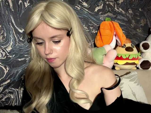 BundtAmely live cam on BongaCams