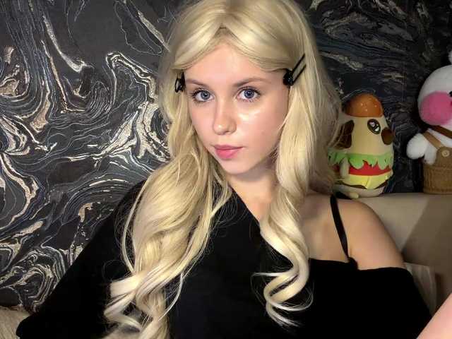 BundtAmely live cam on BongaCams