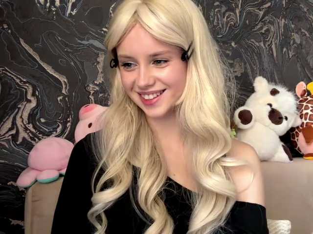 BundtAmely live cam on BongaCams