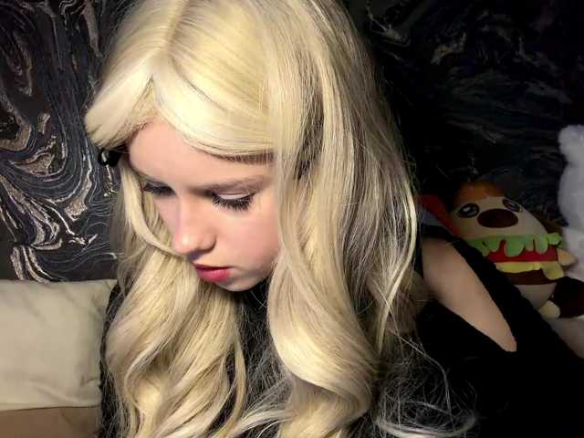 BundtAmely live cam on BongaCams