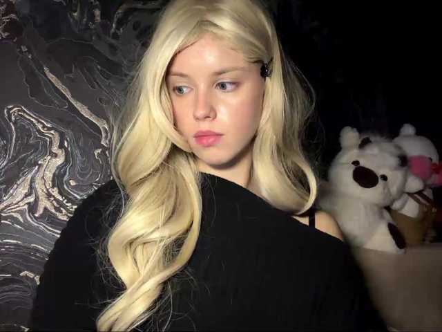 BundtAmely live cam on BongaCams