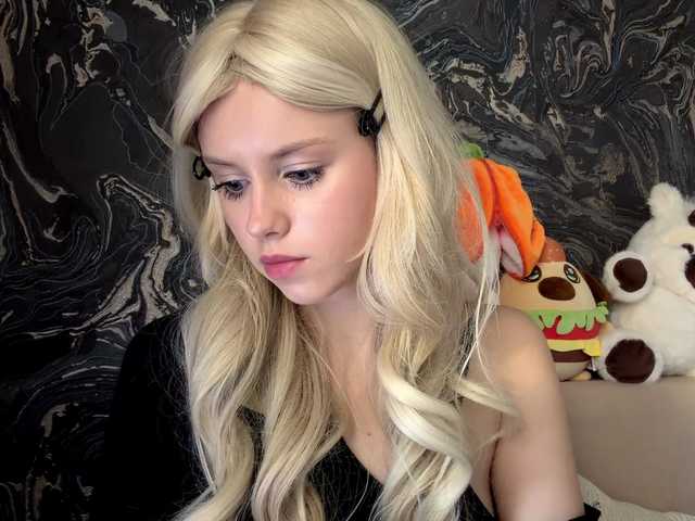 BundtAmely live cam on BongaCams