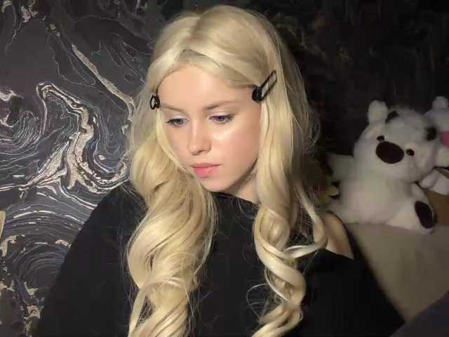 BundtAmely live cam on BongaCams