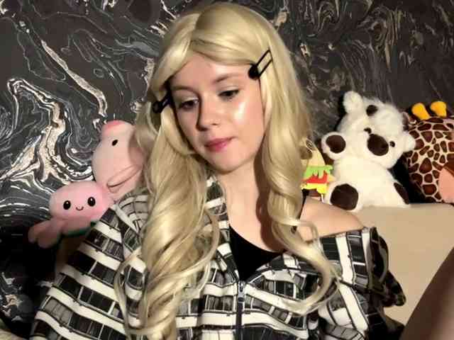 BundtAmely Live Webcam on BongaCams