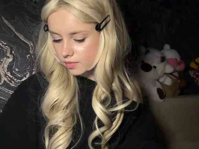 BundtAmely's webcam live show