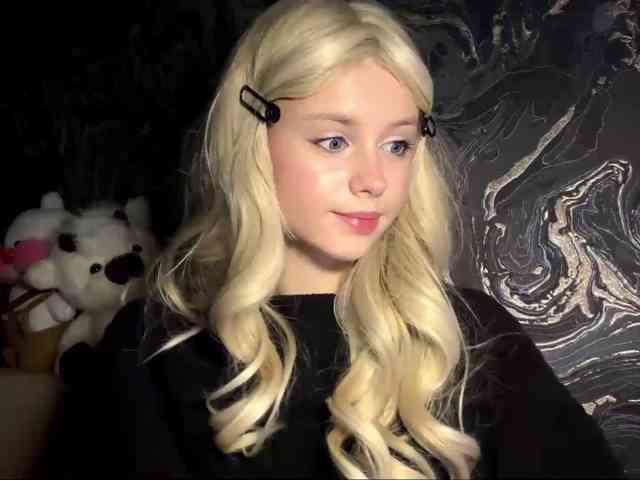 BundtAmely webcam