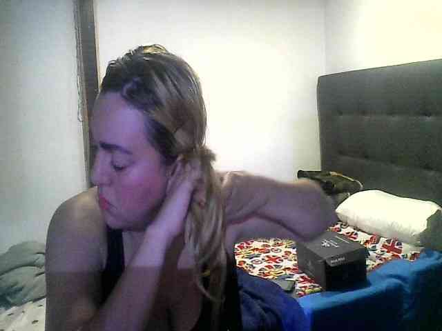 Maria-Juana webcam