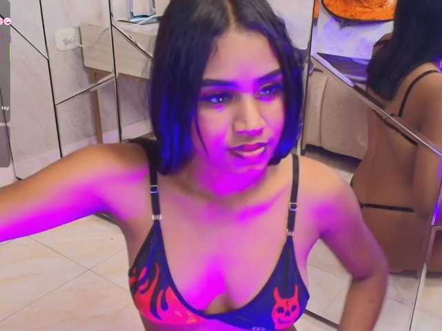 SheylaVega live cam on BongaCams