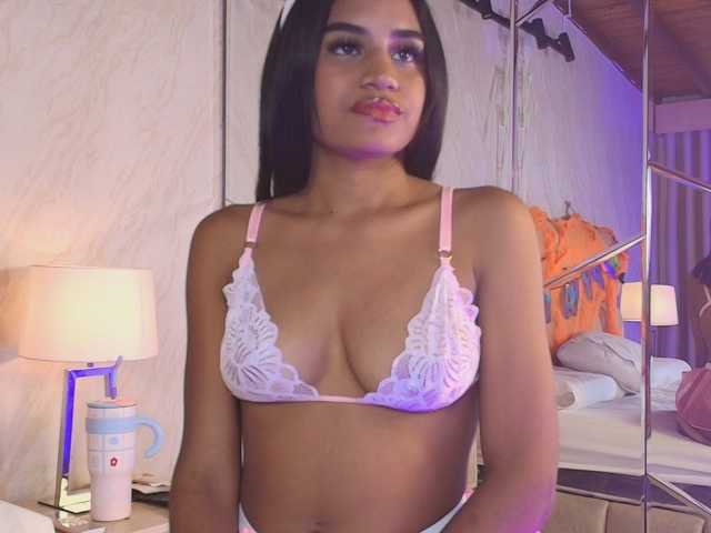 SheylaVega