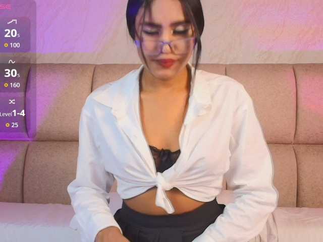 SheylaVega live cam on BongaCams