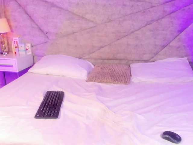 SheylaVega live cam on BongaCams
