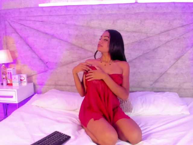 SheylaVega live cam on BongaCams