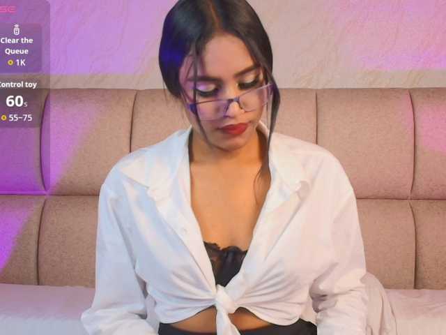 SheylaVega live cam on BongaCams