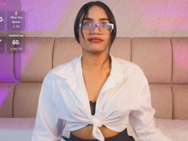 SheylaVega live cam on BongaCams