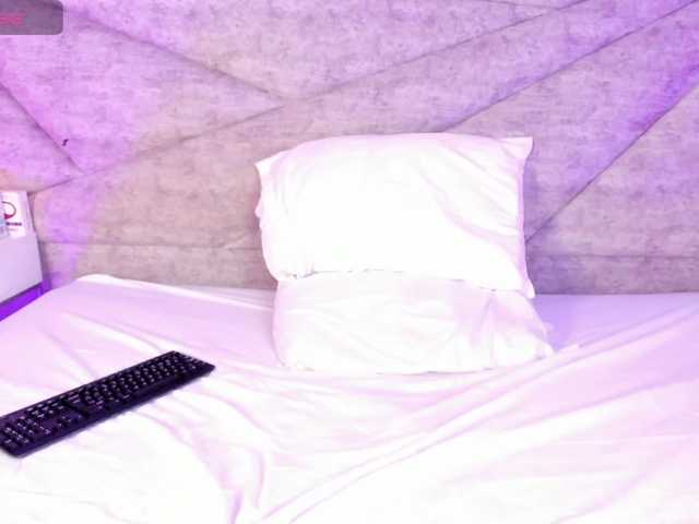 SheylaVega live cam on BongaCams