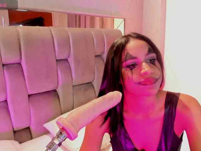 SheylaVega