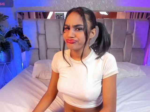 SheylaVega