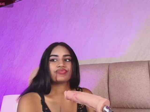 SheylaVega SheylaVega