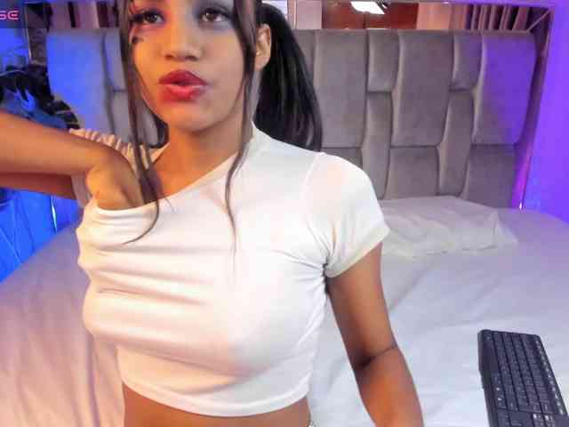 SheylaVega