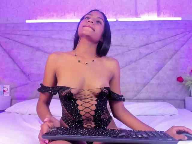SheylaVega
