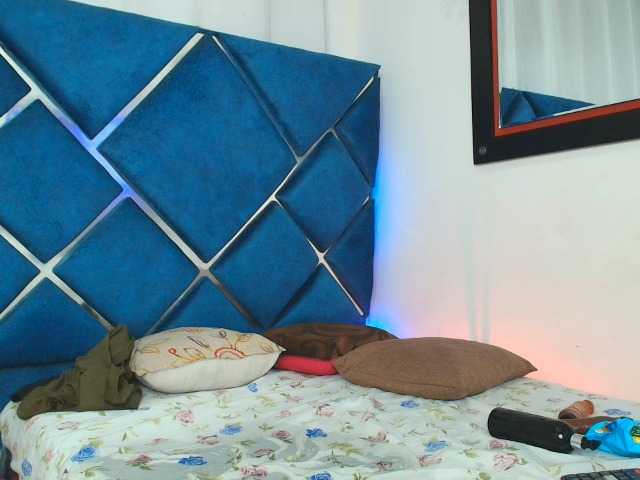 BeccaKox live cam on BongaCams