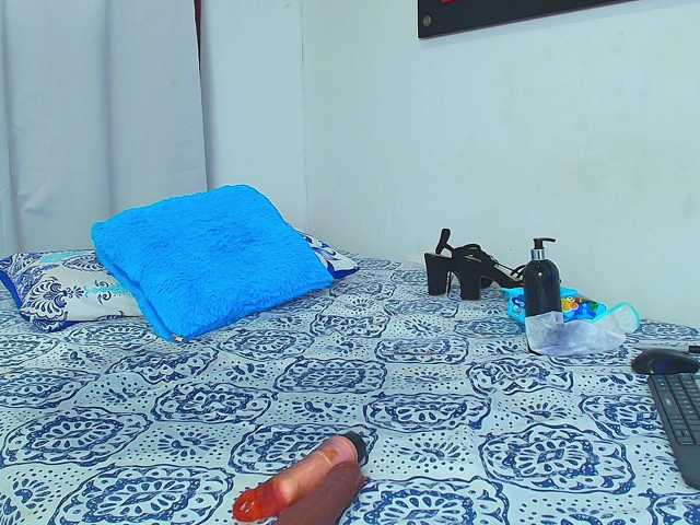 BeccaKox live cam on BongaCams