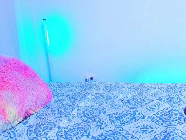 BeccaKox live cam on BongaCams