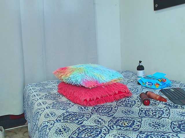 BeccaKox live cam on BongaCams