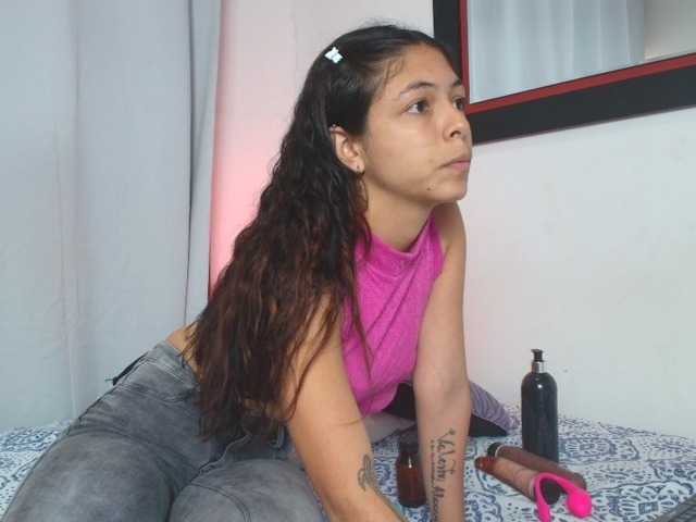 BeccaKox live cam on BongaCams