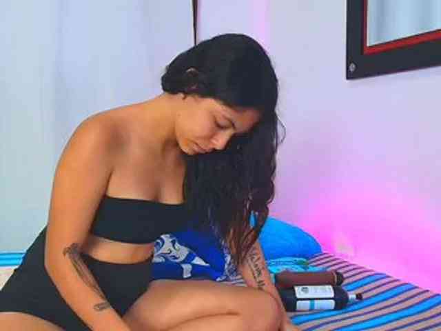 BeccaKox webcam