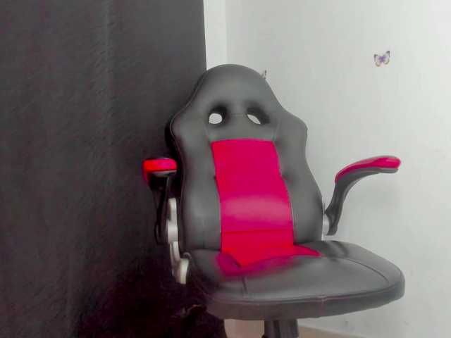 natalia-squirt live cam on BongaCams