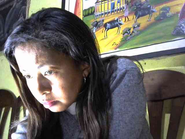 Mayorah-kiss webcam
