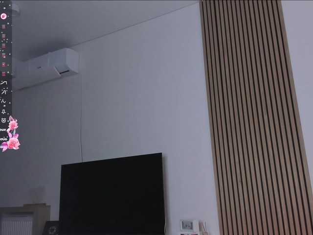 MiAoki live cam on BongaCams