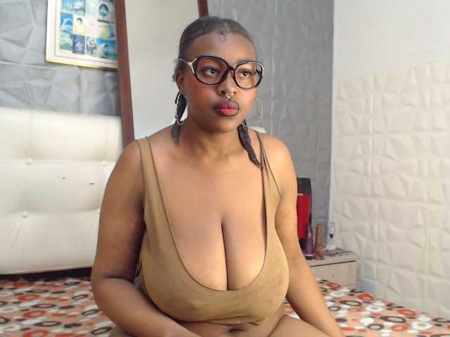 Teyanna-Sweet live cam on BongaCams