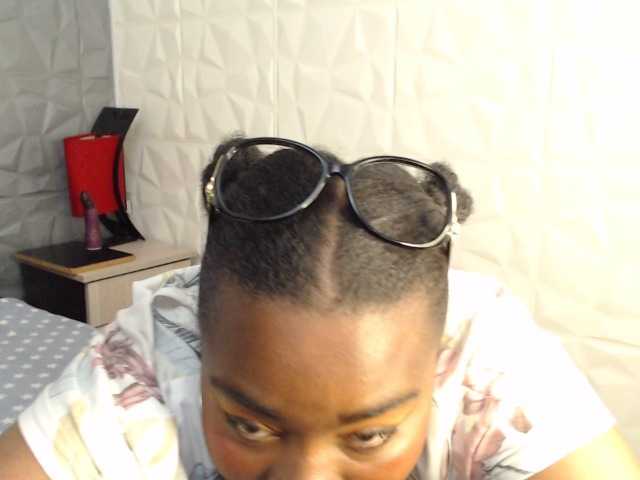 Teyanna-Sweet live cam preview