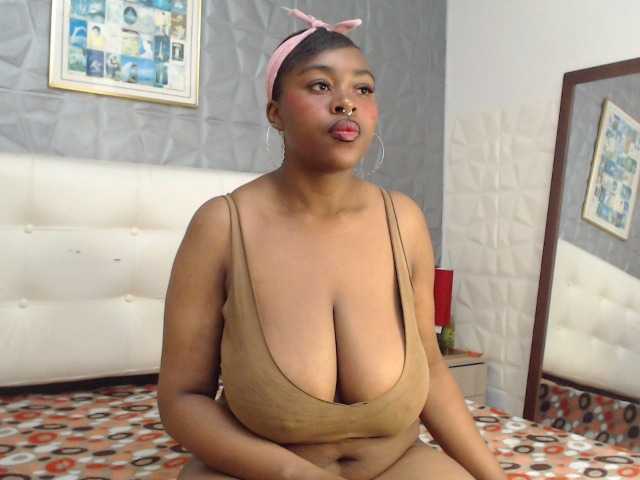 Teyanna-Sweet live cam on BongaCams