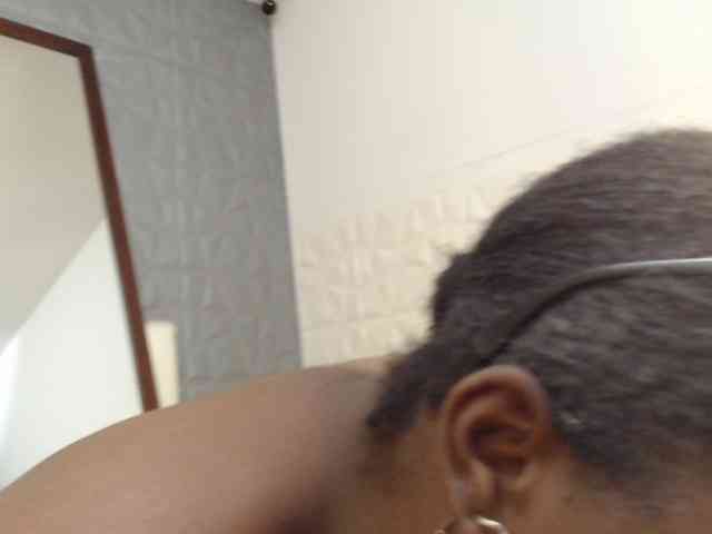 Teyanna-Sweet webcam