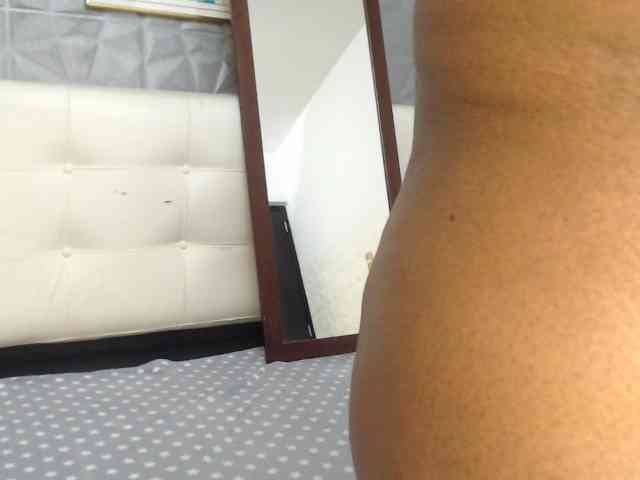 Teyanna-Sweet webcam