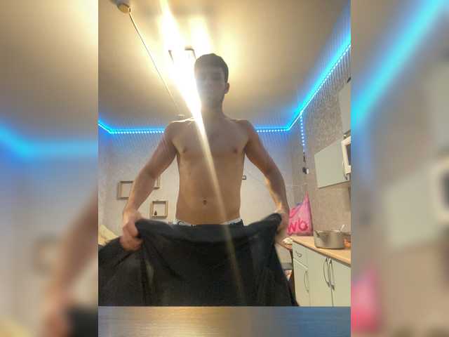 lolskills226 — live male cam
