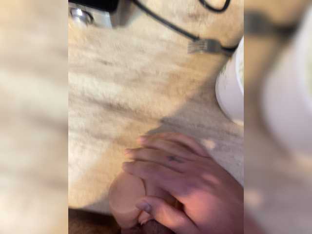 lolskills226 — live male cam