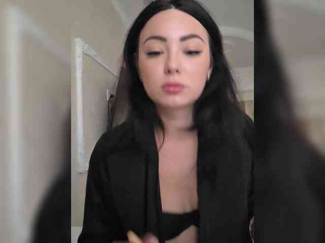 Brunetkaaaa webcam