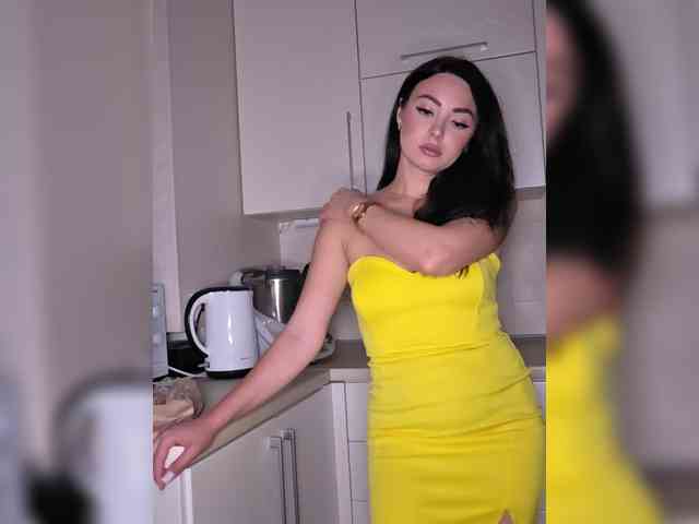 Модель: Brunetkaaaa