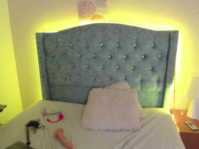 KelsyDreamx webcam