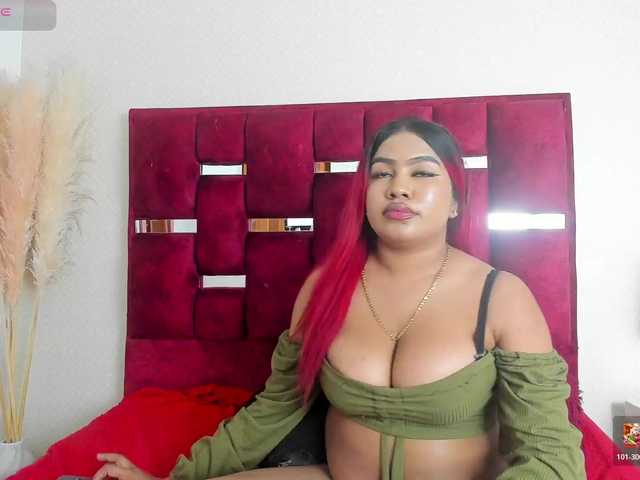 KeiraMendozax live cam on BongaCams