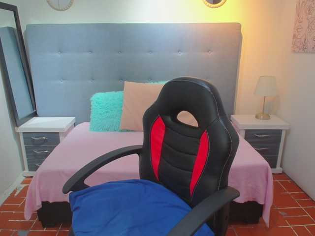 Channelstarkx live cam on BongaCams
